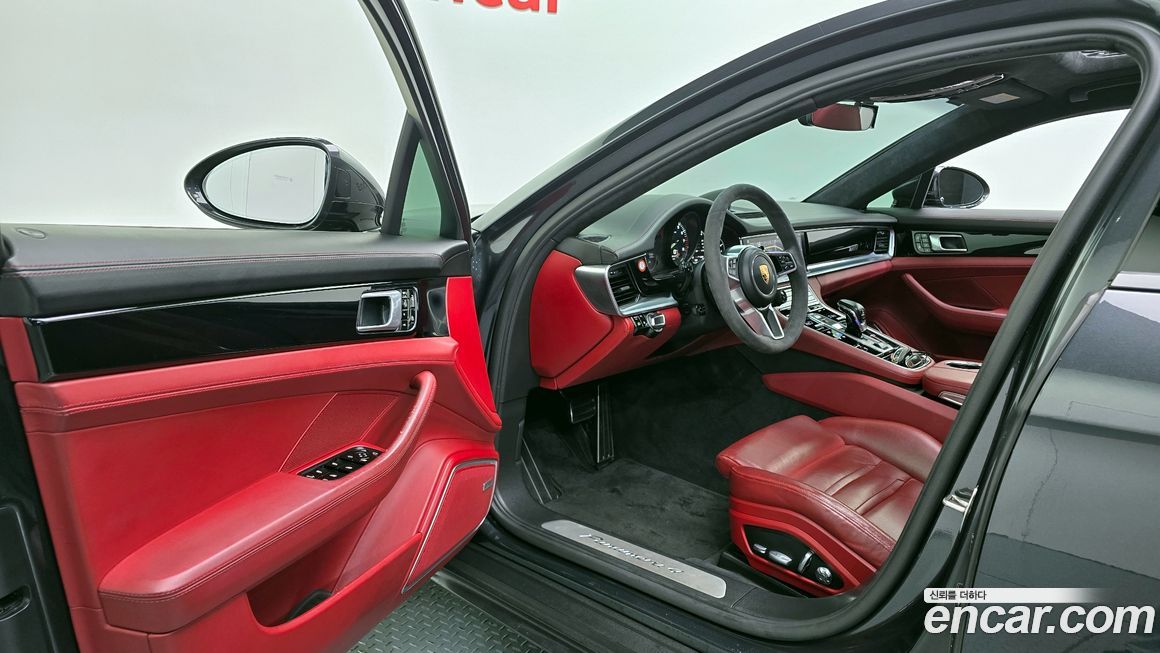 Porsche Panamera 2019