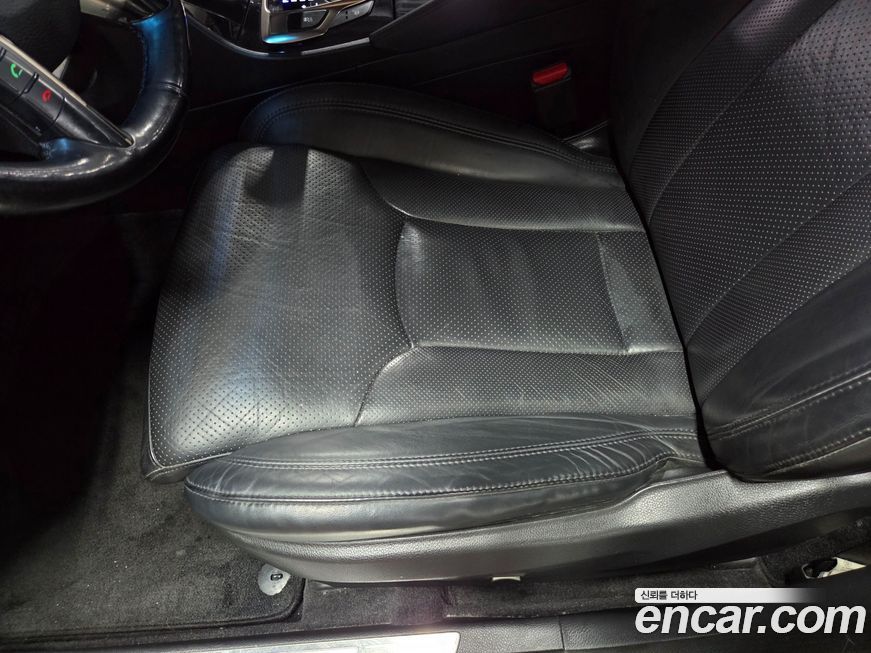 Hyundai Grandeur 2012