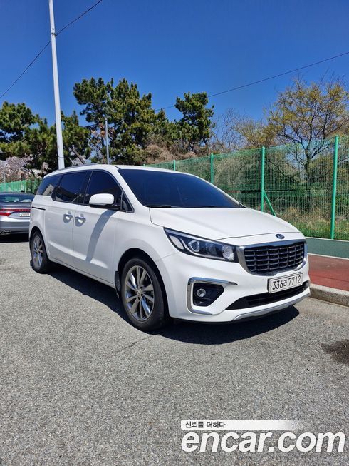 Kia Canival 2019