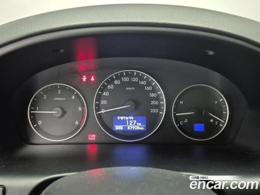 Hyundai Starex 2018
