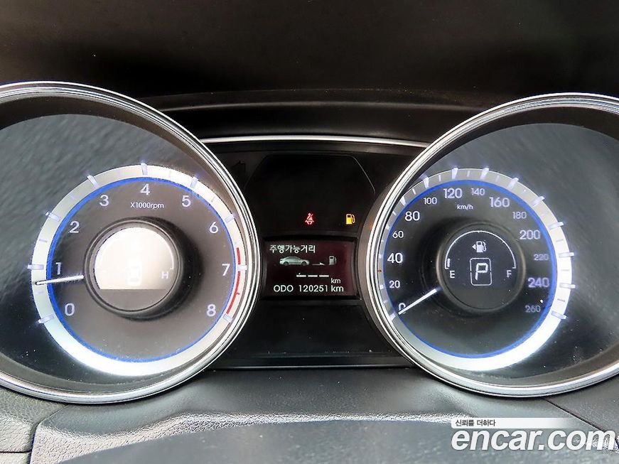 Hyundai Sonata 2013