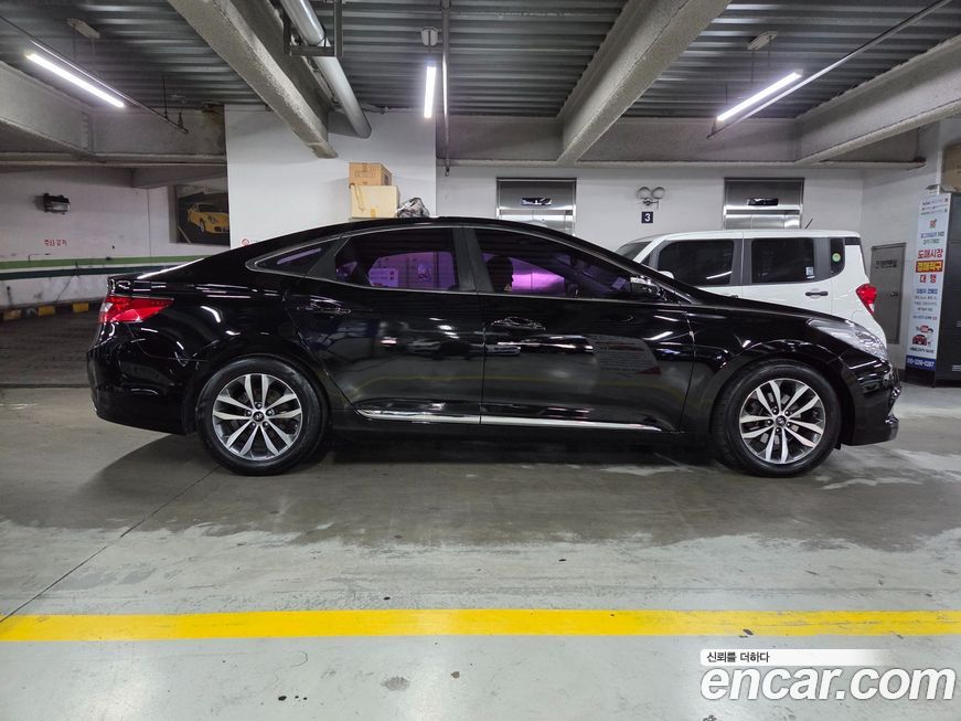 Hyundai Grandeur 2012