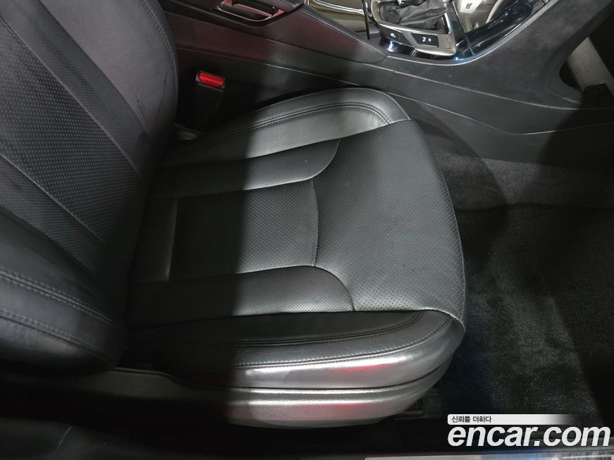 Hyundai Grandeur 2012