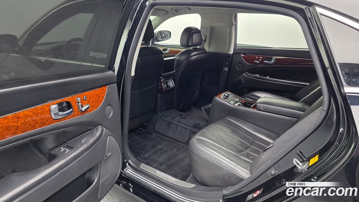 Hyundai Equus 2012