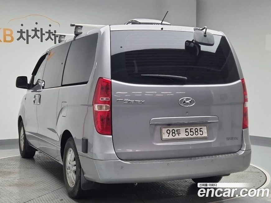 Hyundai Starex 2018