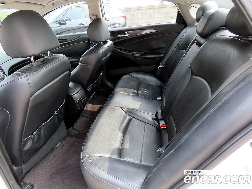 Hyundai Sonata 2013