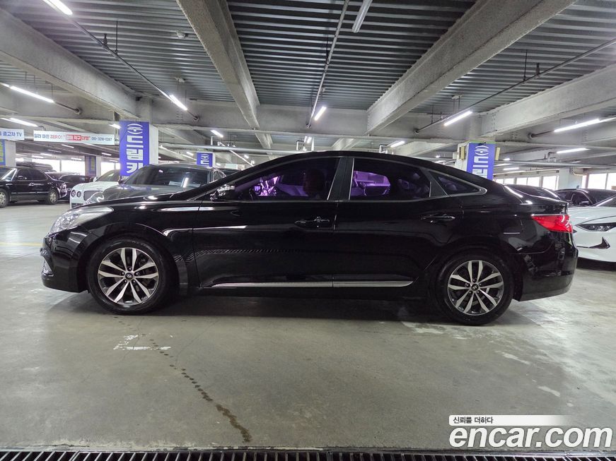 Hyundai Grandeur 2012