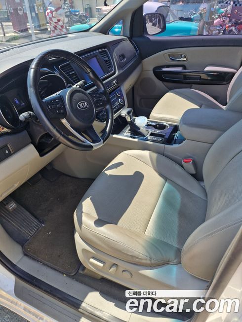 Kia Canival 2019