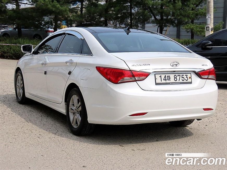 Hyundai Sonata 2013