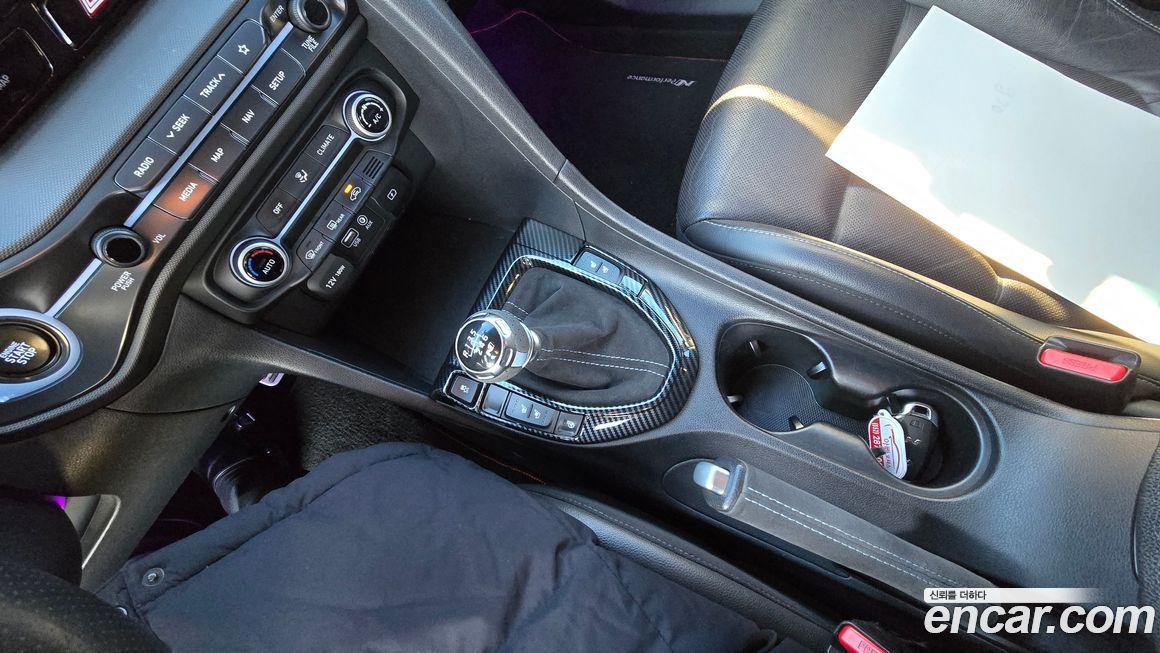 Hyundai Veloster 2019