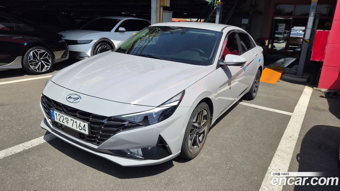 Hyundai AVANTE 2023