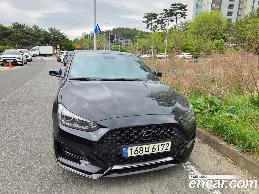 Hyundai Veloster 2021
