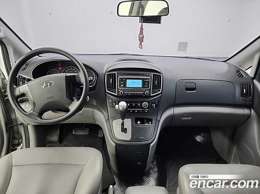 Hyundai Starex 2019