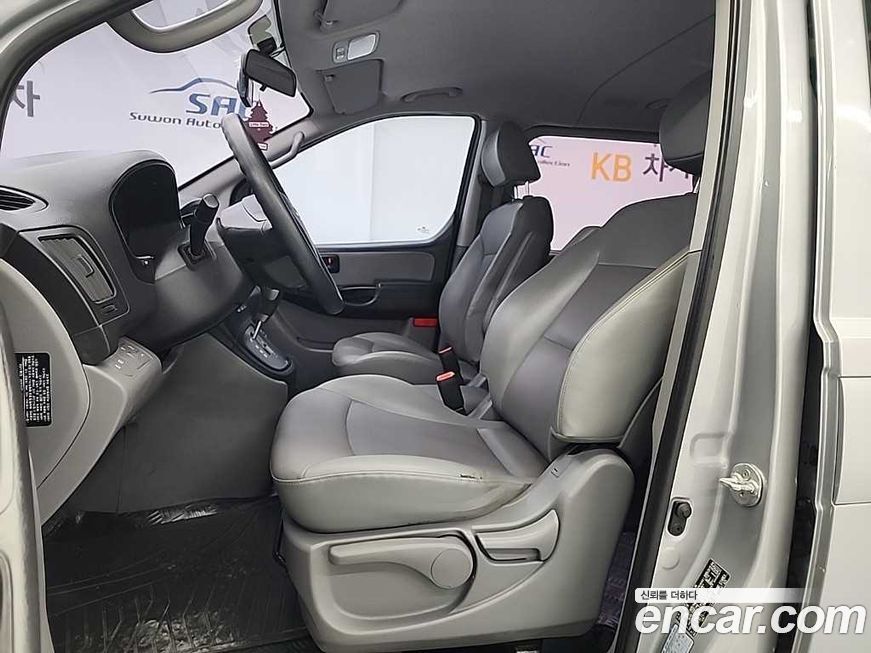Hyundai Starex 2019