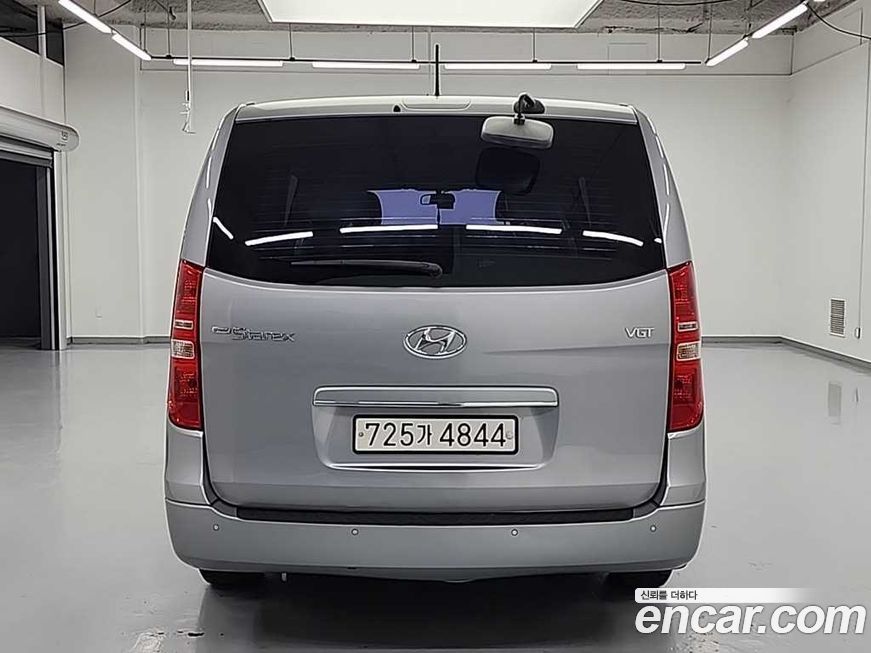 Hyundai Starex 2019