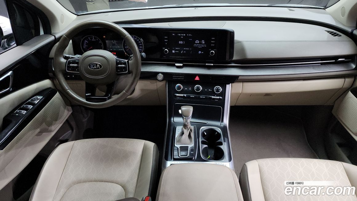 Kia Canival 2021