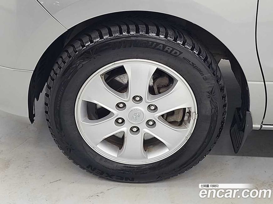 Hyundai Starex 2019