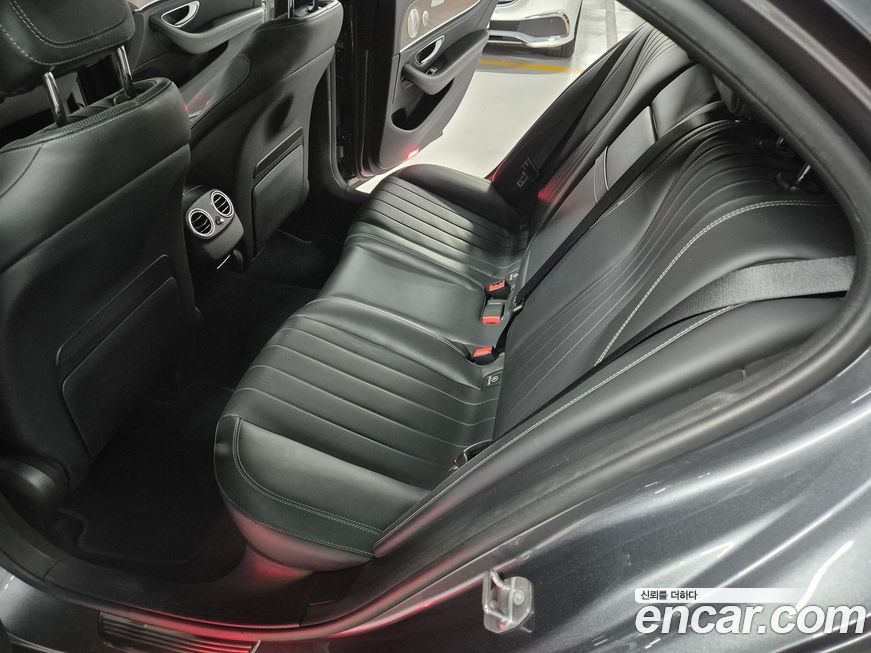 Mercedes-Benz E-Class 2018