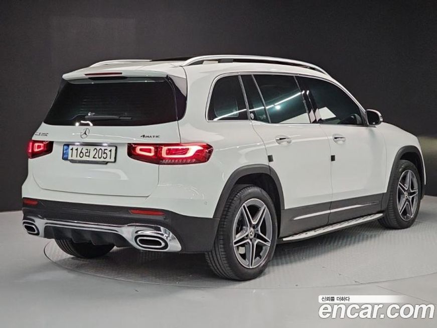 Mercedes-Benz GLB-Class 2021