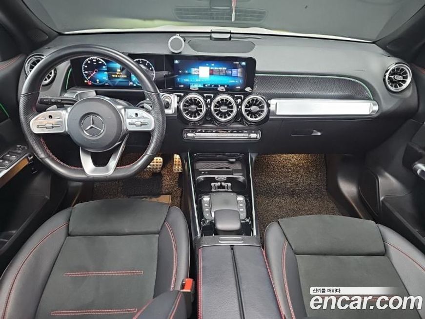 Mercedes-Benz GLB-Class 2021