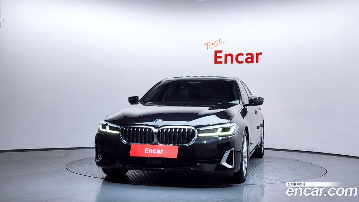 BMW 5-Series 2022