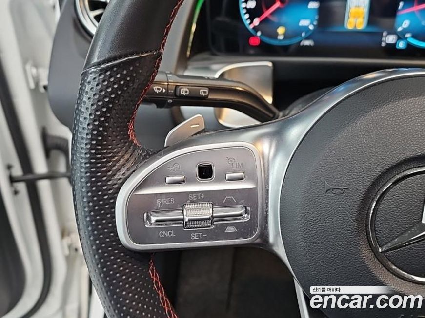 Mercedes-Benz GLB-Class 2021