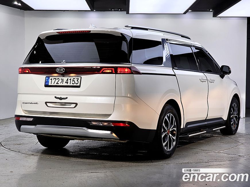 Kia Canival 2021