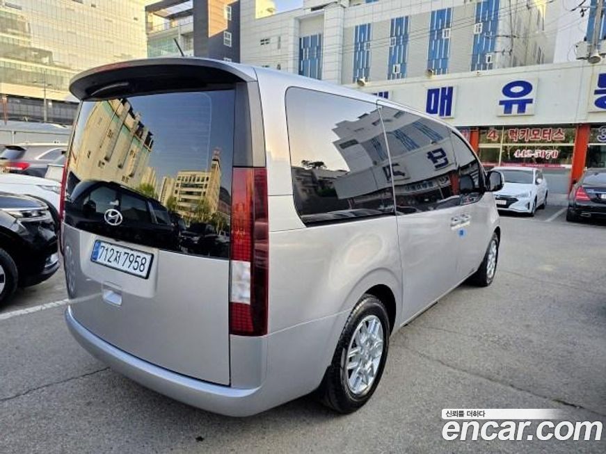 Hyundai Staria 2023