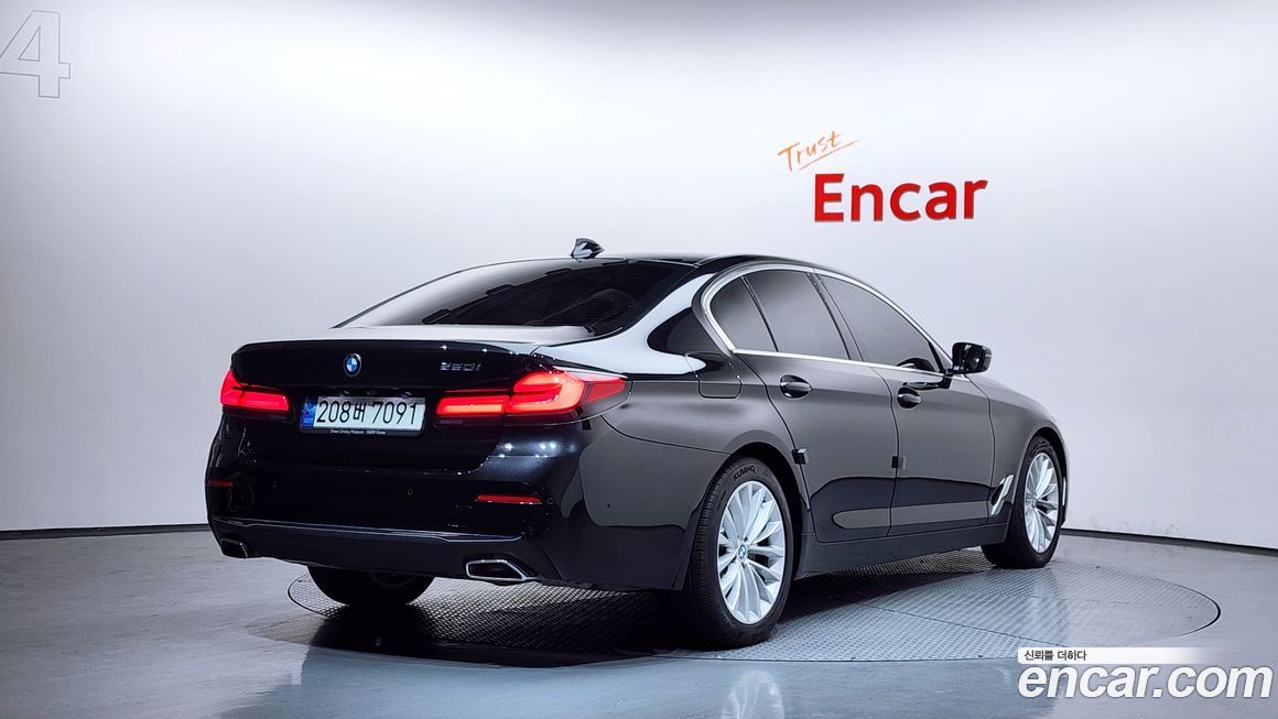 BMW 5-Series 2022