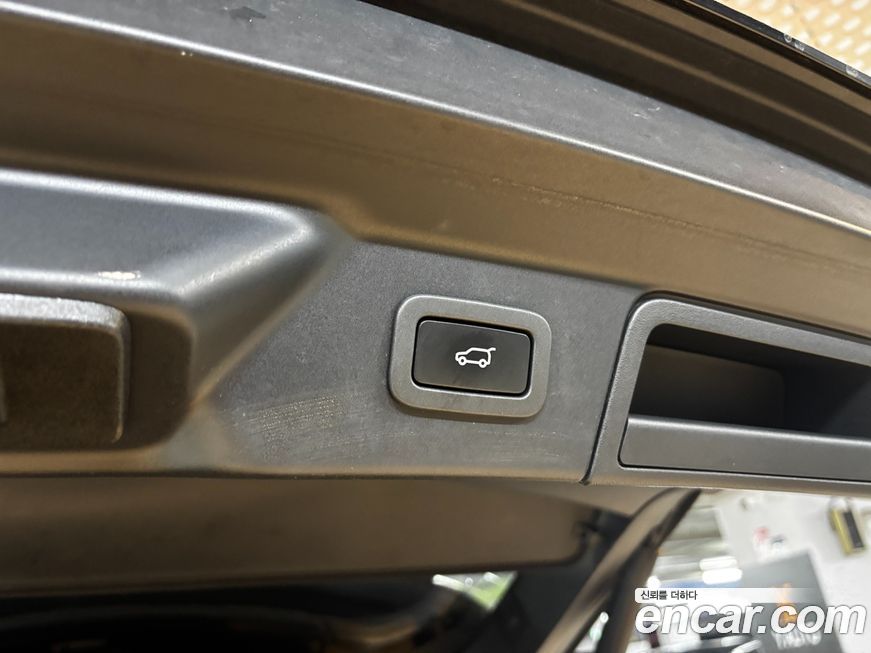 Land Rover Range Rover Velar 2020