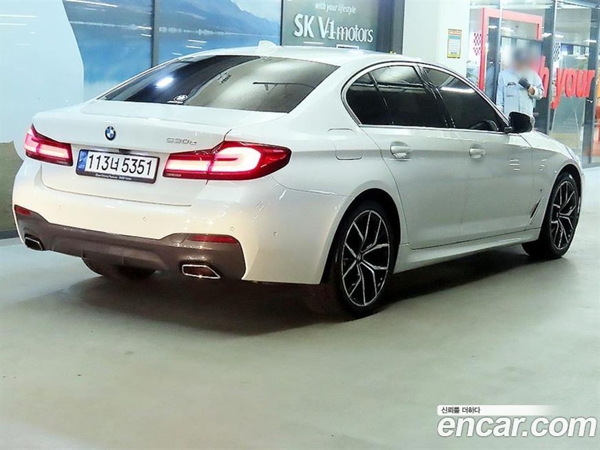 BMW 5-Series 2021