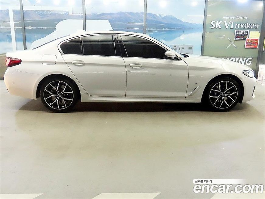 BMW 5-Series 2021