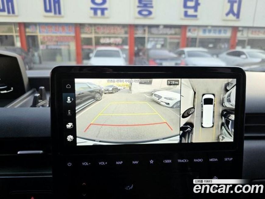 Hyundai Staria 2023