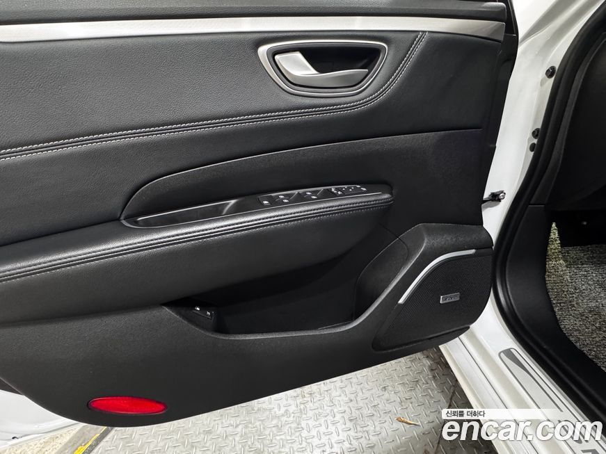 Renault-KoreaSamsung SM6 2023