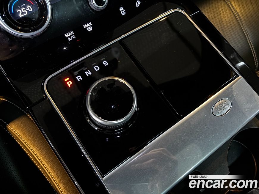 Land Rover Range Rover Velar 2020