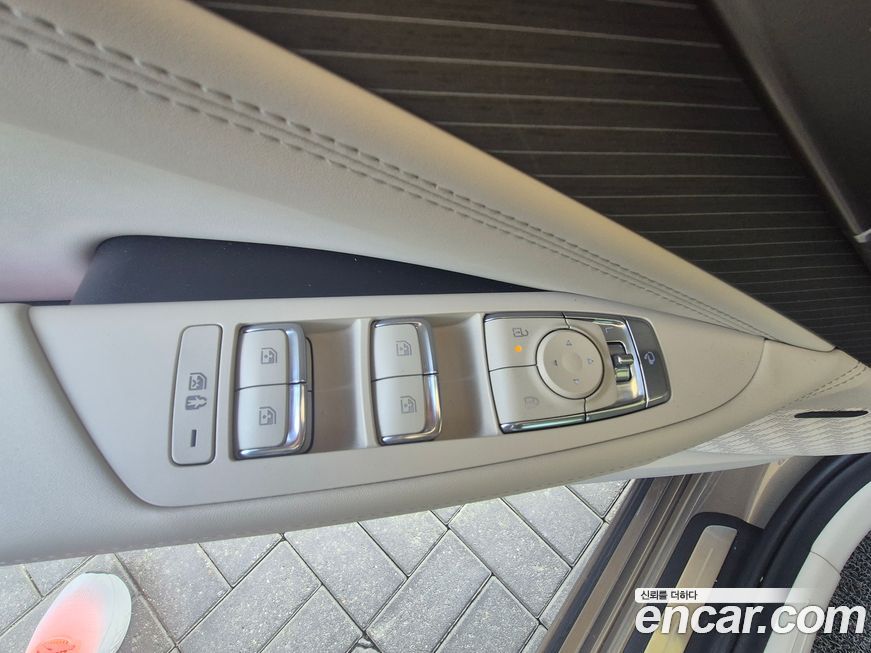 Kia K8 2025