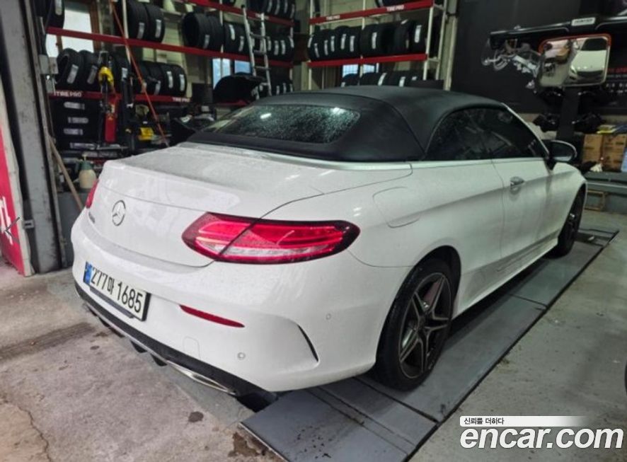 Mercedes-Benz C-Class 2021