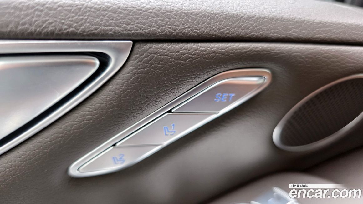 Genesis G80 2023