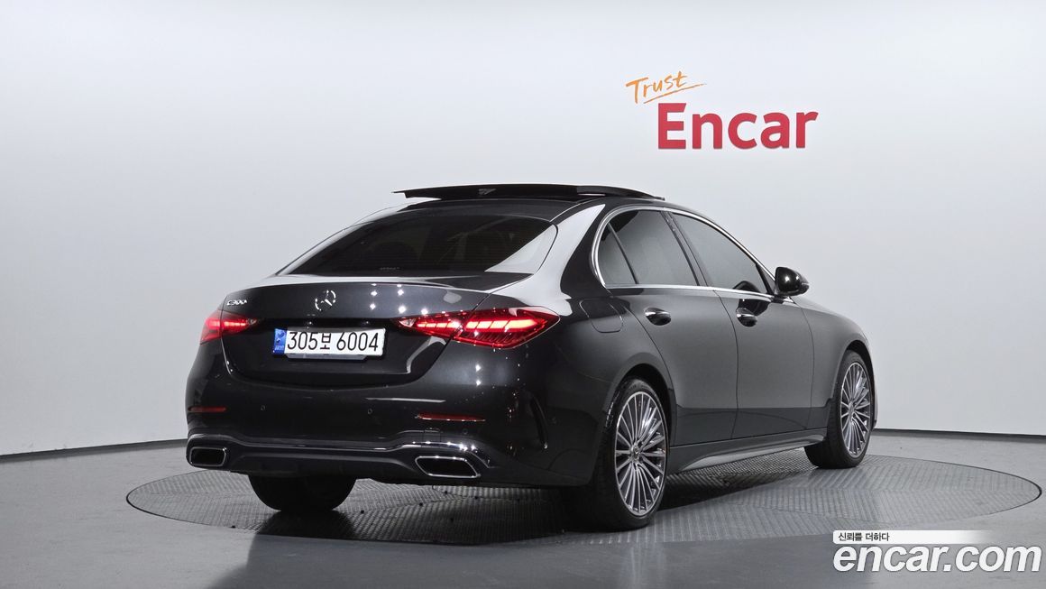 Mercedes-Benz C-Class 2022