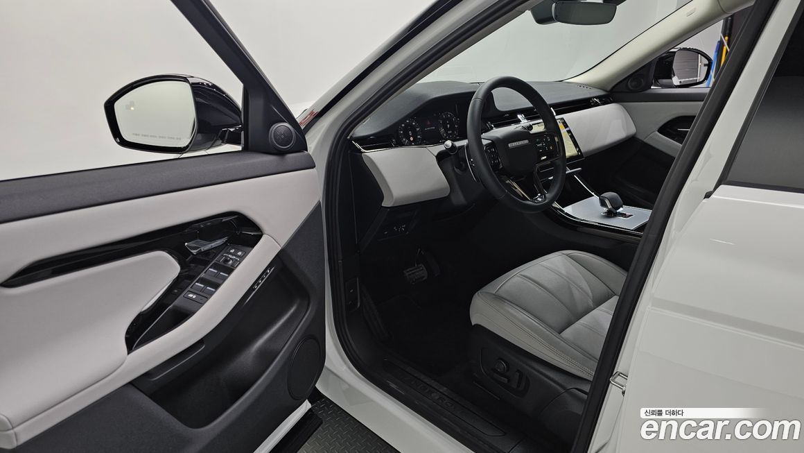 Land Rover Range Rover Evoque 2025