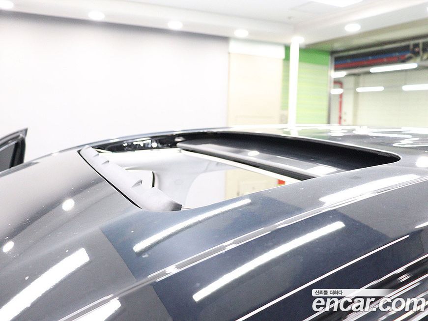 Hyundai Staria 2025