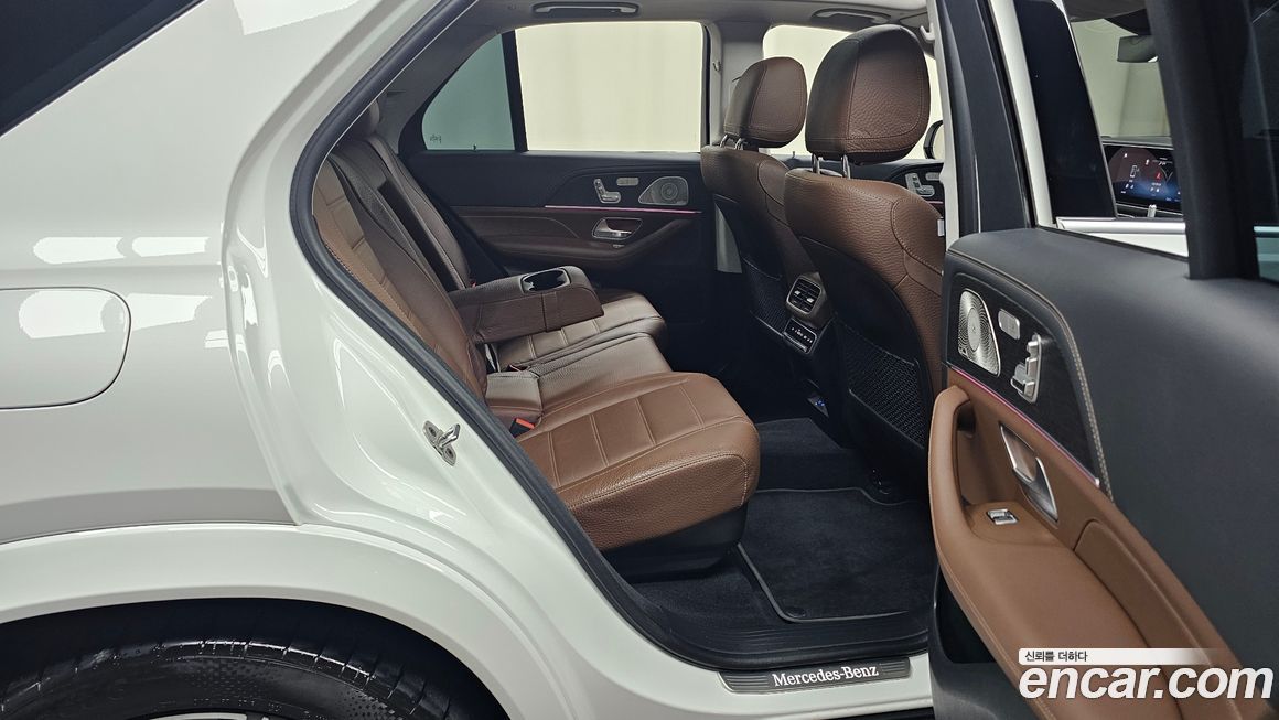 Mercedes-Benz GLE-Class 2023