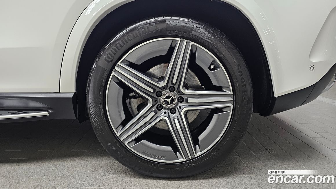 Mercedes-Benz GLE-Class 2023