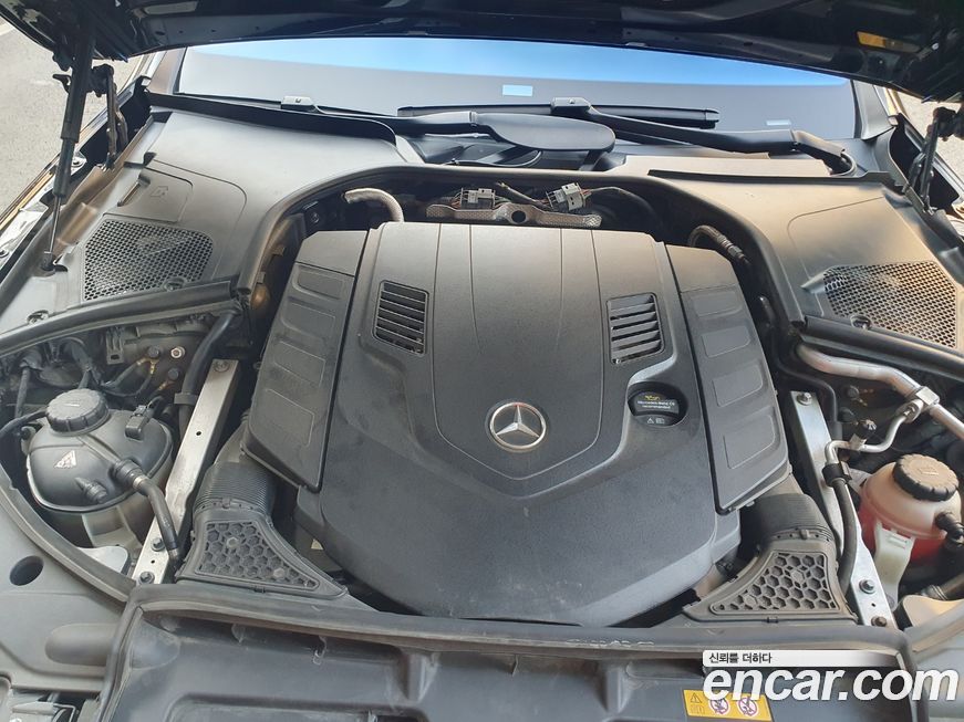 Mercedes-Benz S-Class 2021