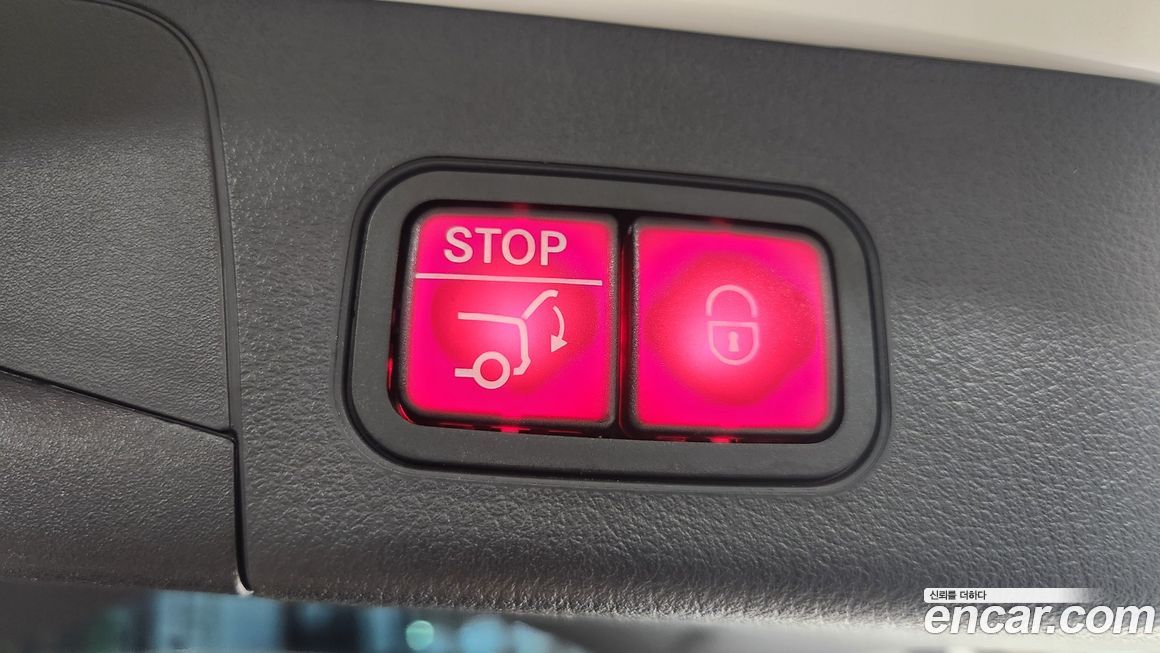 Mercedes-Benz EQB 2025