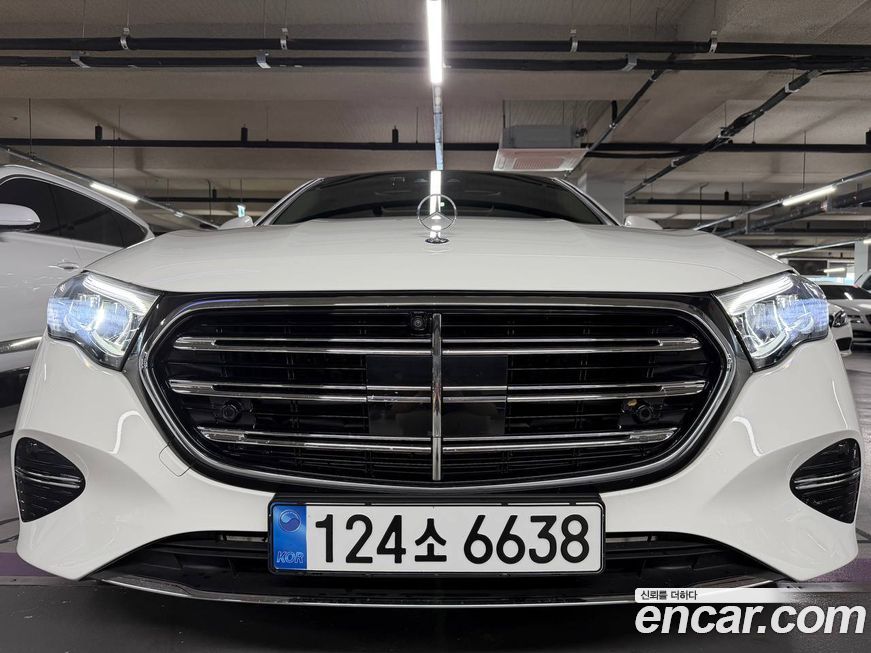 Mercedes-Benz E-Class 2024