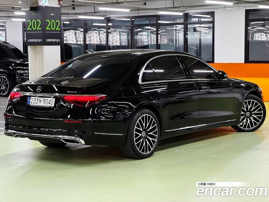 Mercedes-Benz S-Class 2022