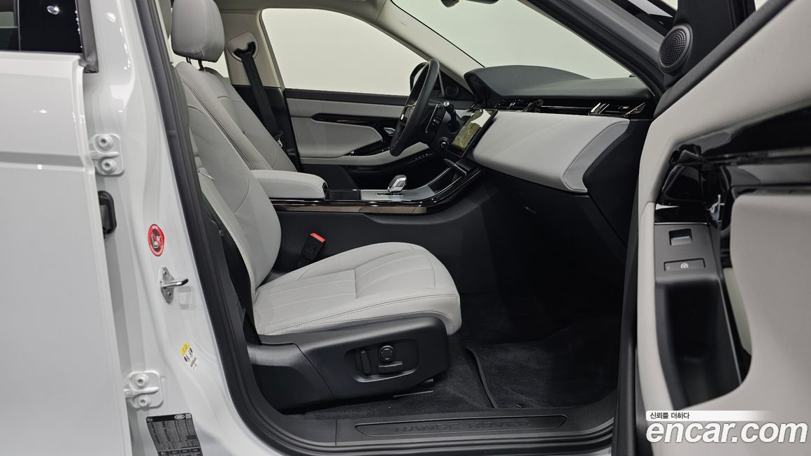 Land Rover Range Rover Evoque 2025
