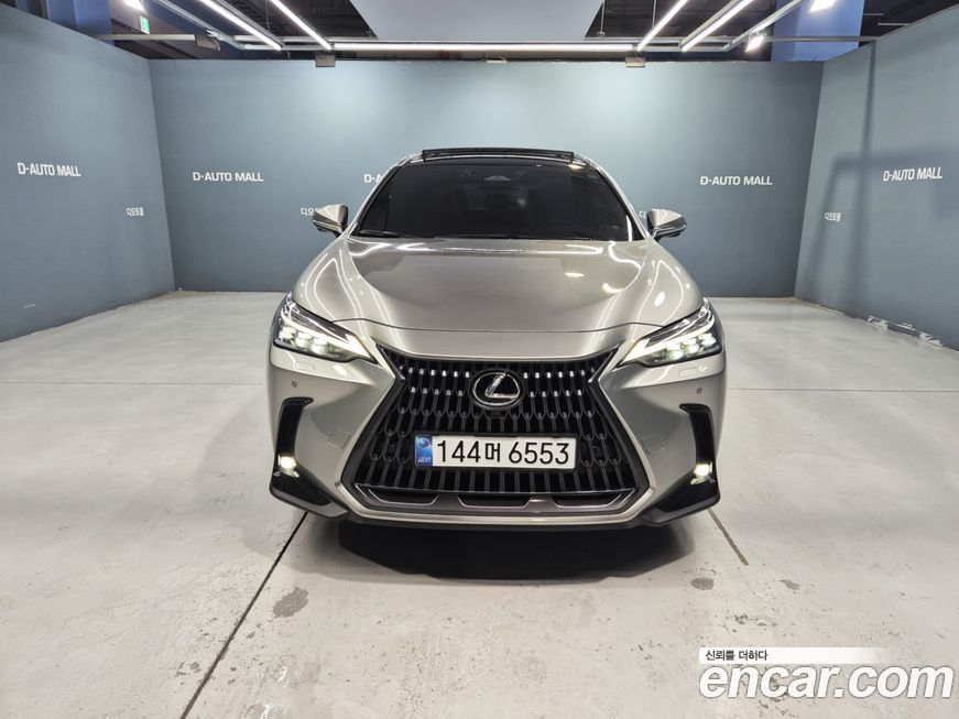 Lexus NX 2025