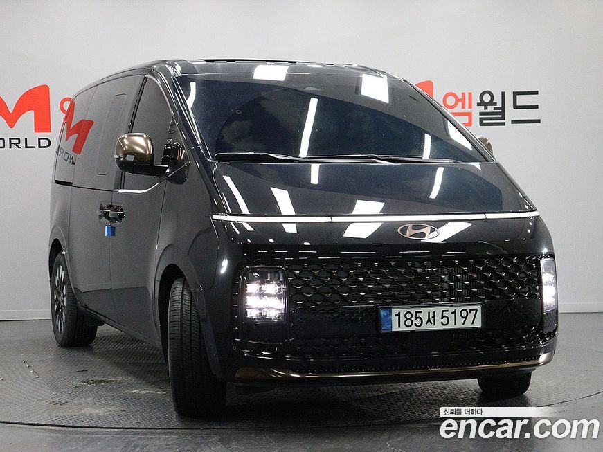 Hyundai Staria 2025